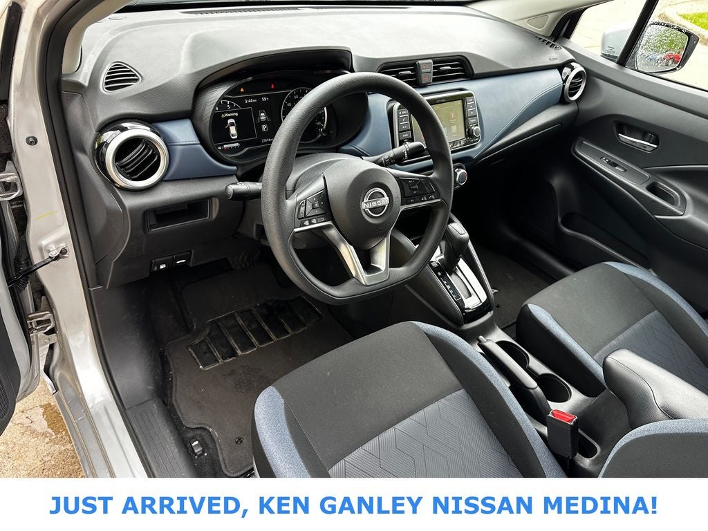 2025 Nissan Versa SV