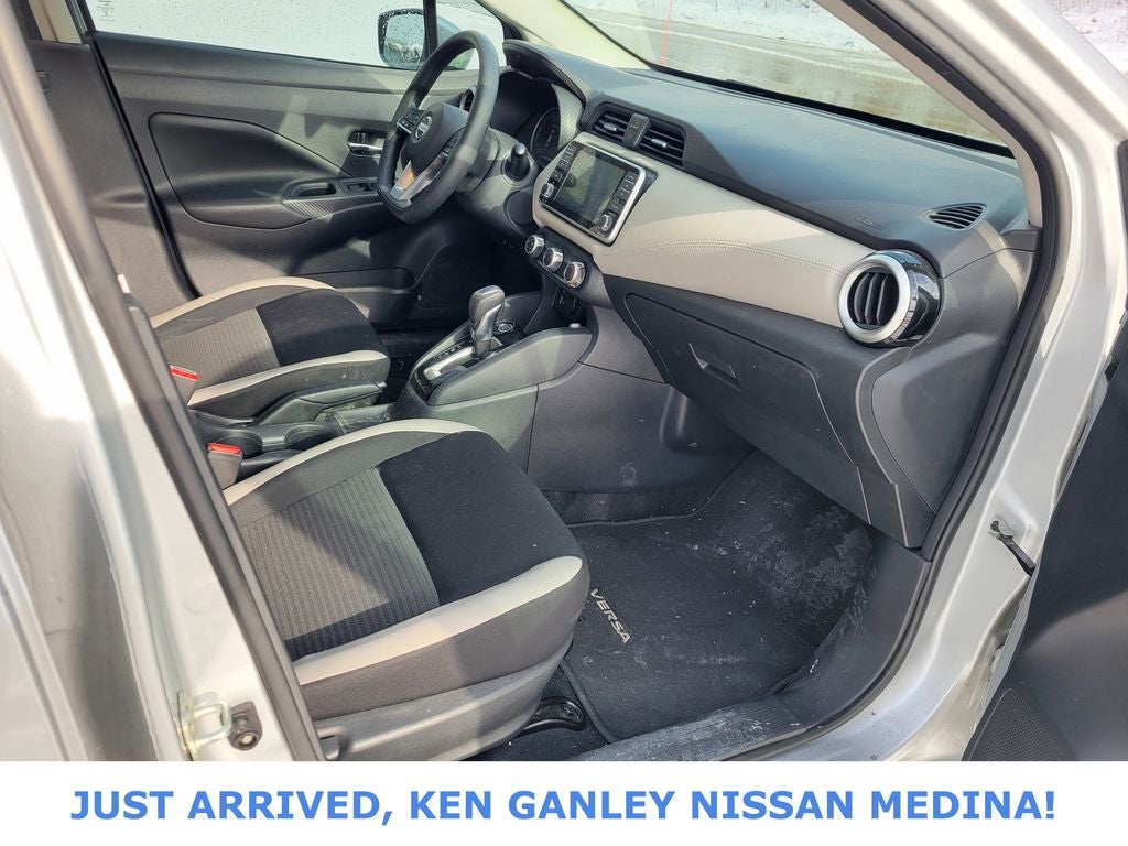 2020 Nissan Versa 1.6 SV