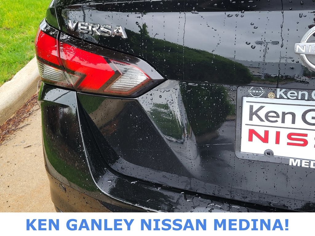 2024 Nissan Versa SV