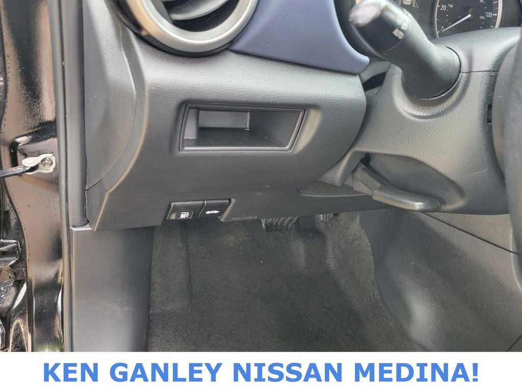 2024 Nissan Versa SV