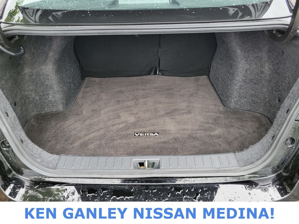 2024 Nissan Versa SV
