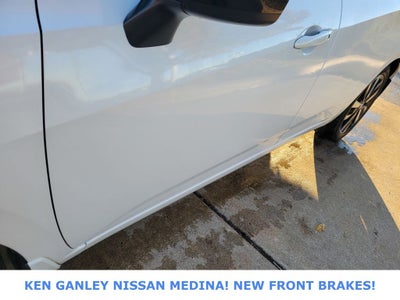 2022 Nissan Versa 1.6 SR