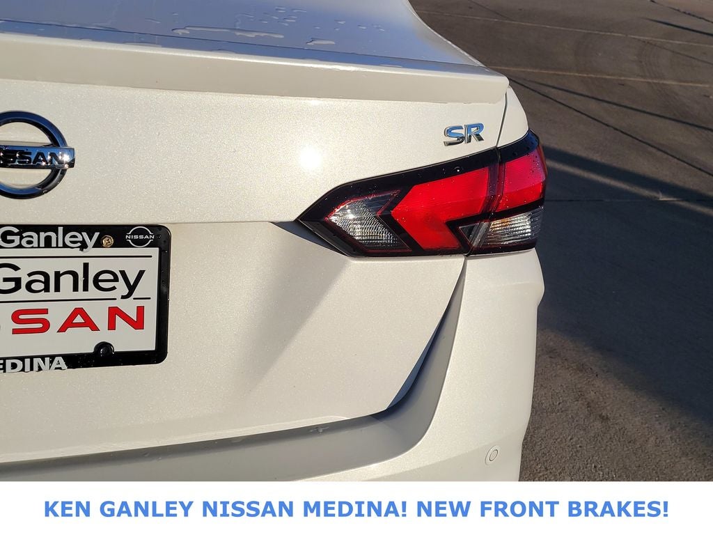 2022 Nissan Versa 1.6 SR