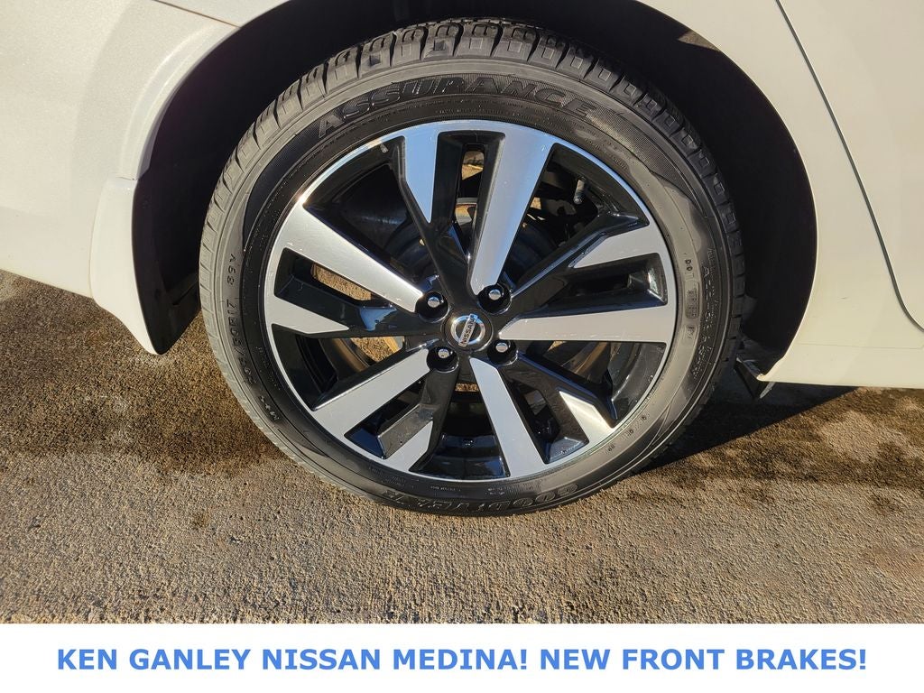 2022 Nissan Versa 1.6 SR