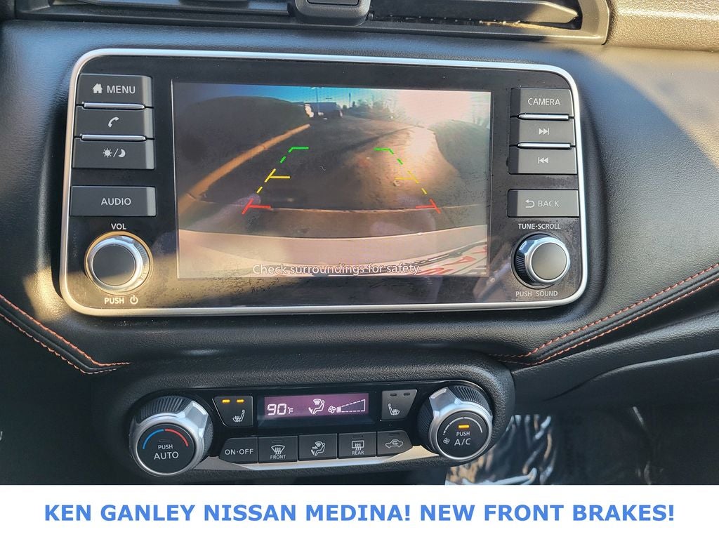 2022 Nissan Versa 1.6 SR