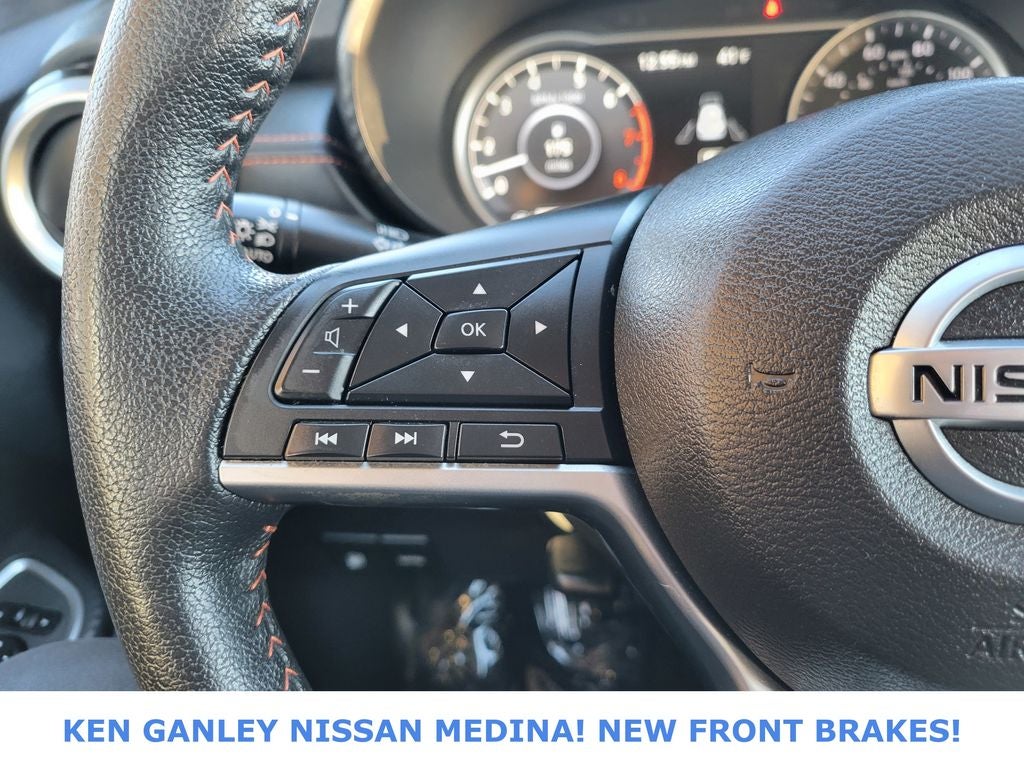 2022 Nissan Versa 1.6 SR