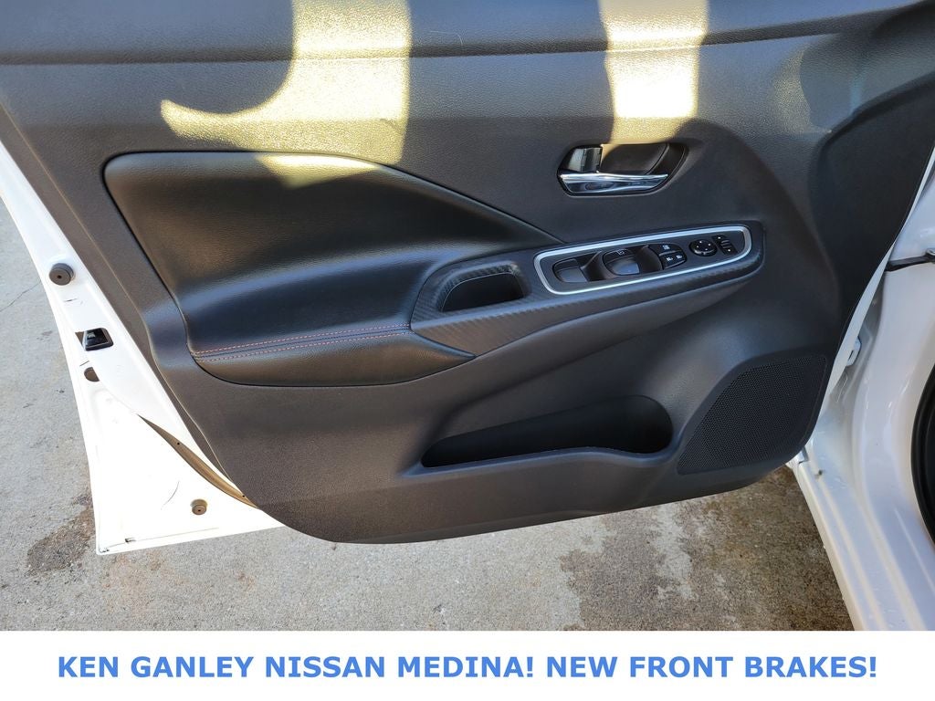 2022 Nissan Versa 1.6 SR