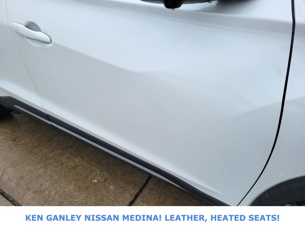 2019 Nissan Kicks SR