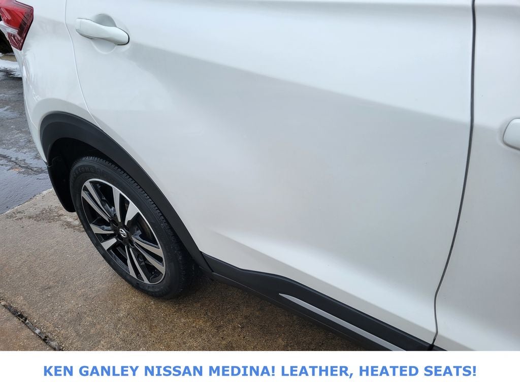 2019 Nissan Kicks SR