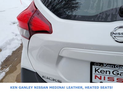 2019 Nissan Kicks SR