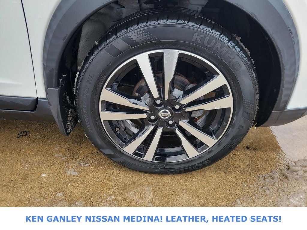 2019 Nissan Kicks SR