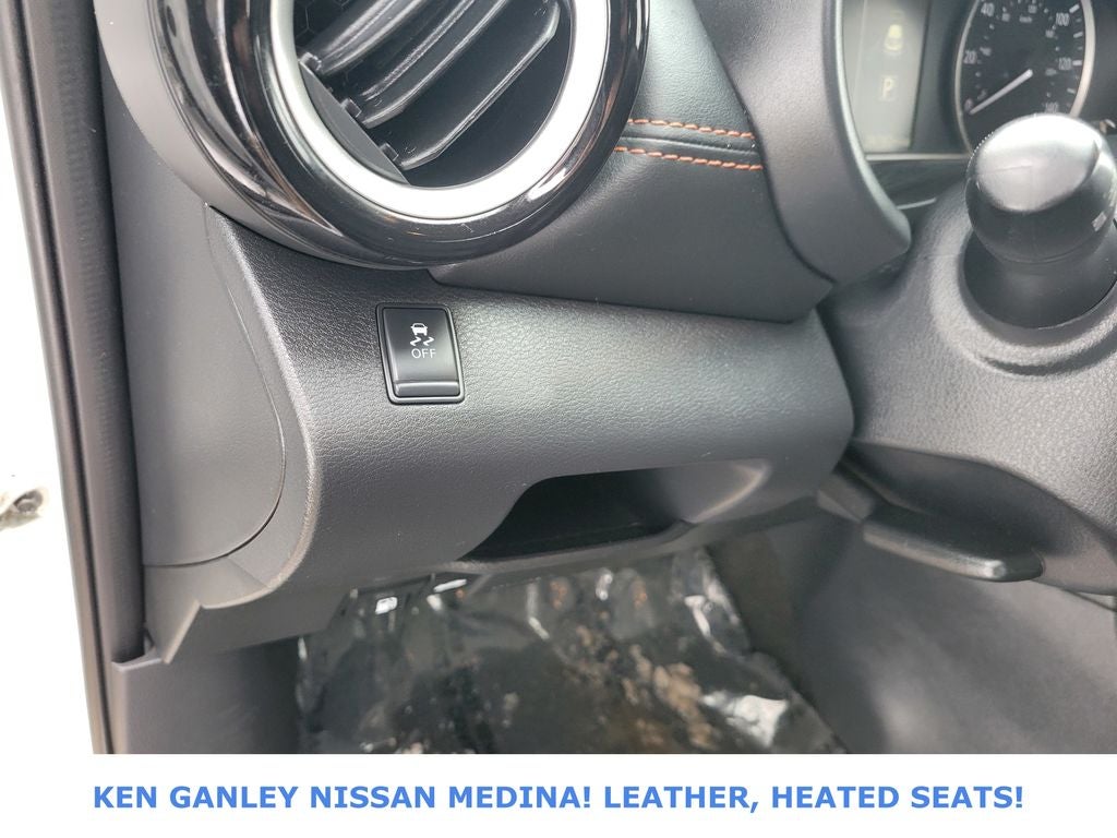 2019 Nissan Kicks SR