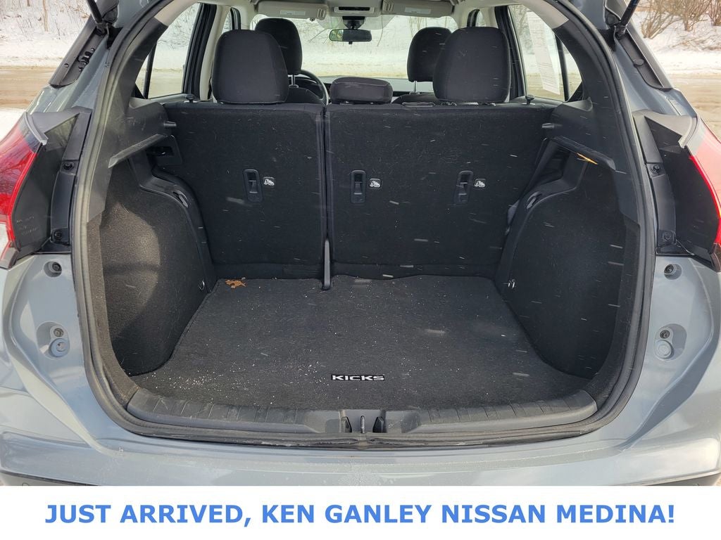 2021 Nissan Kicks SV