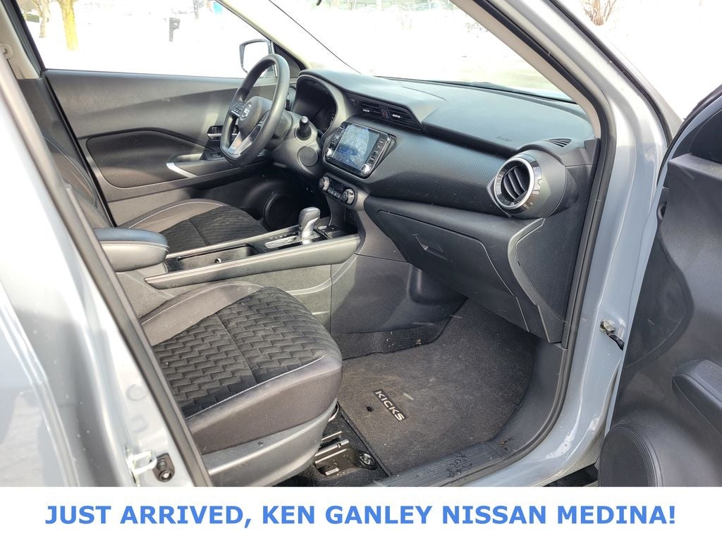 2021 Nissan Kicks SV