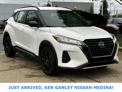 2023 Nissan Kicks SR