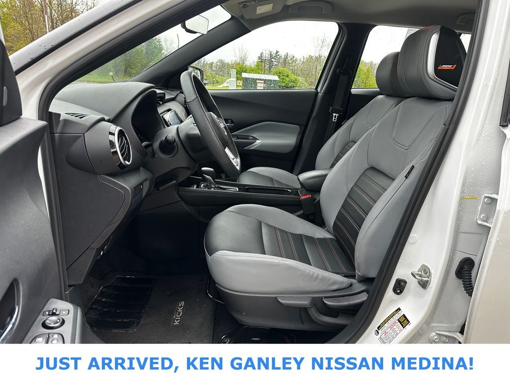2023 Nissan Kicks SR