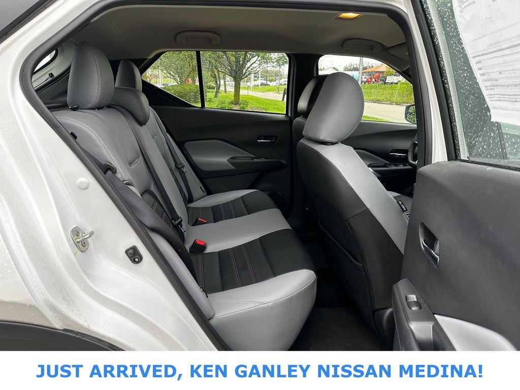 2023 Nissan Kicks SR