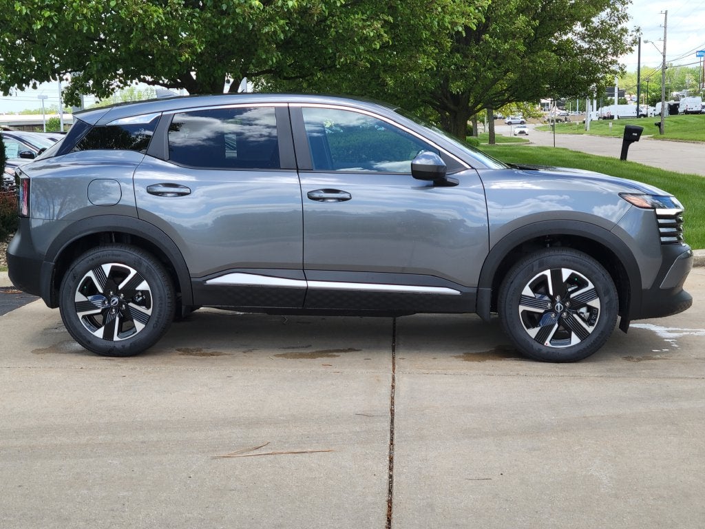 2027 Nissan Kicks SV