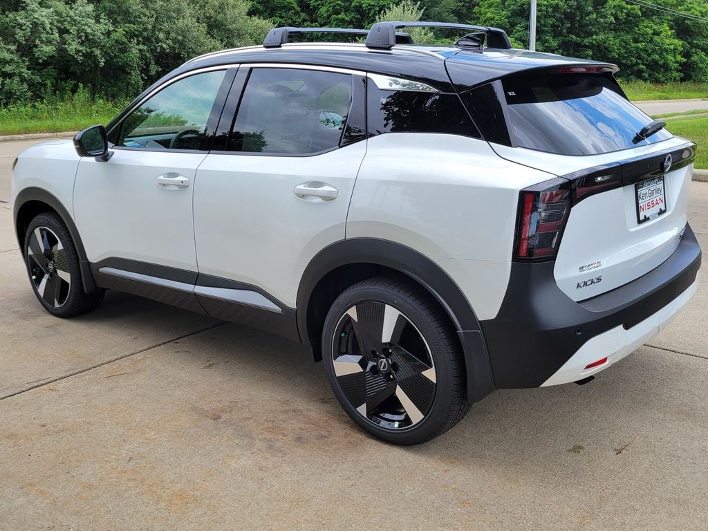 2027 Nissan Kicks SV