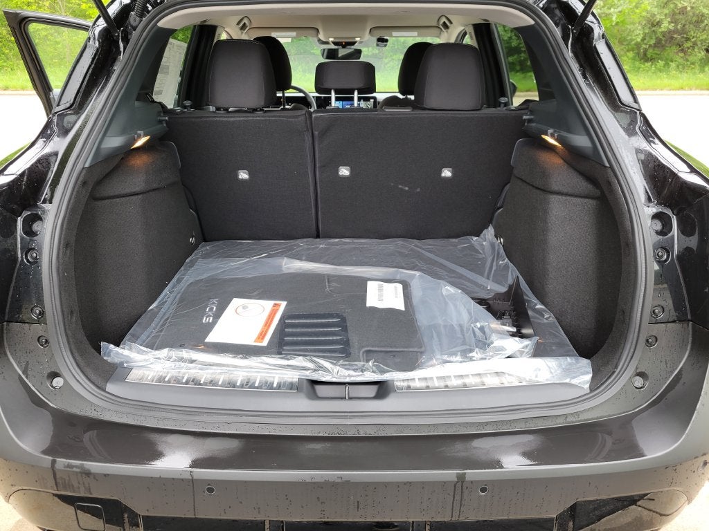 2027 Nissan Kicks SV