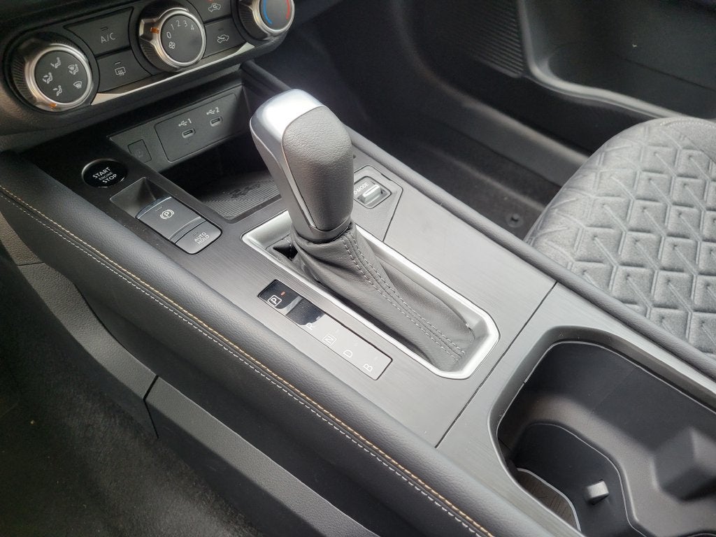 2027 Nissan Kicks SV