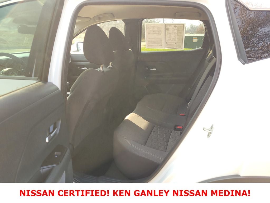 2025 Nissan Kicks SV