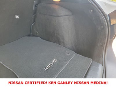 2025 Nissan Kicks SV