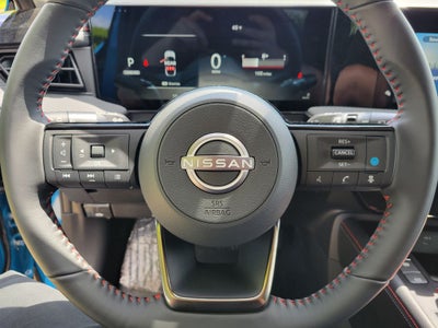 2025 Nissan Kicks SR