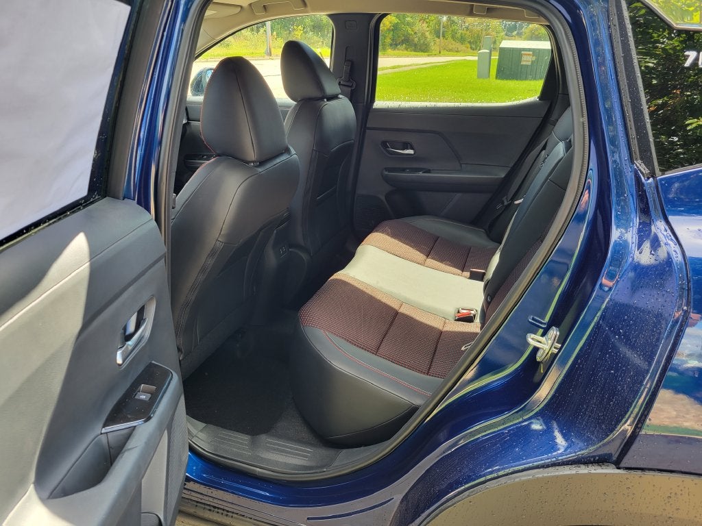 2027 Nissan Kicks SR