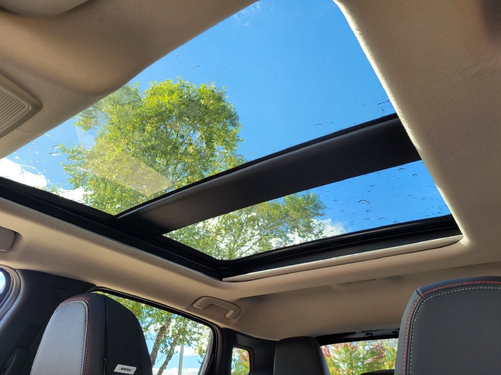 2027 Nissan Kicks SR