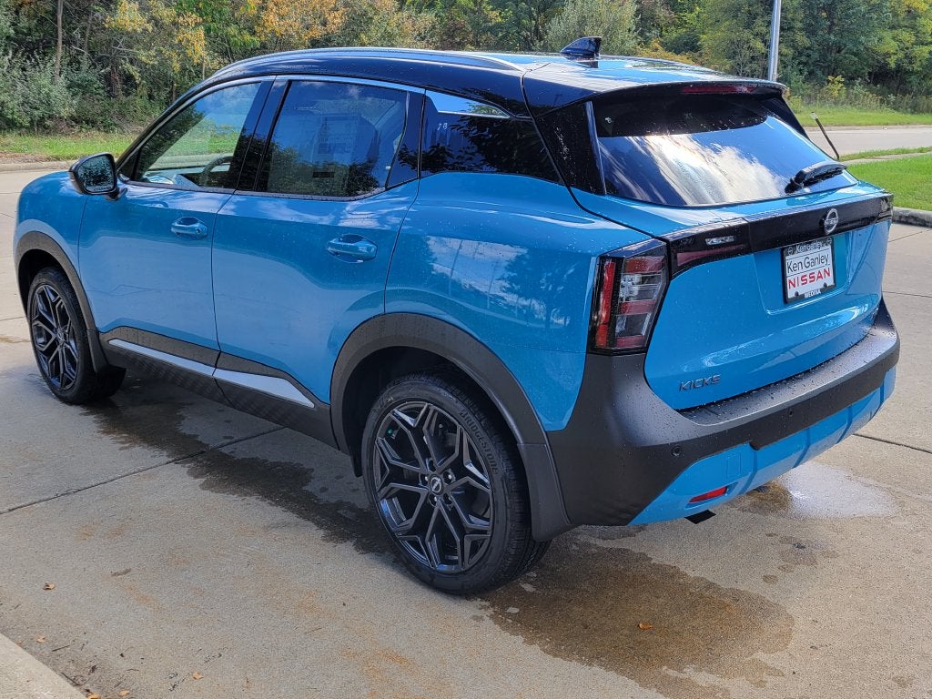 2027 Nissan Kicks SR