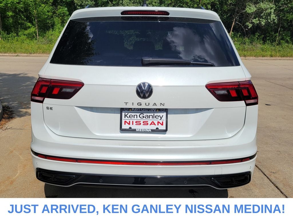 2024 Volkswagen Tiguan 2.0T SE R-Line Black