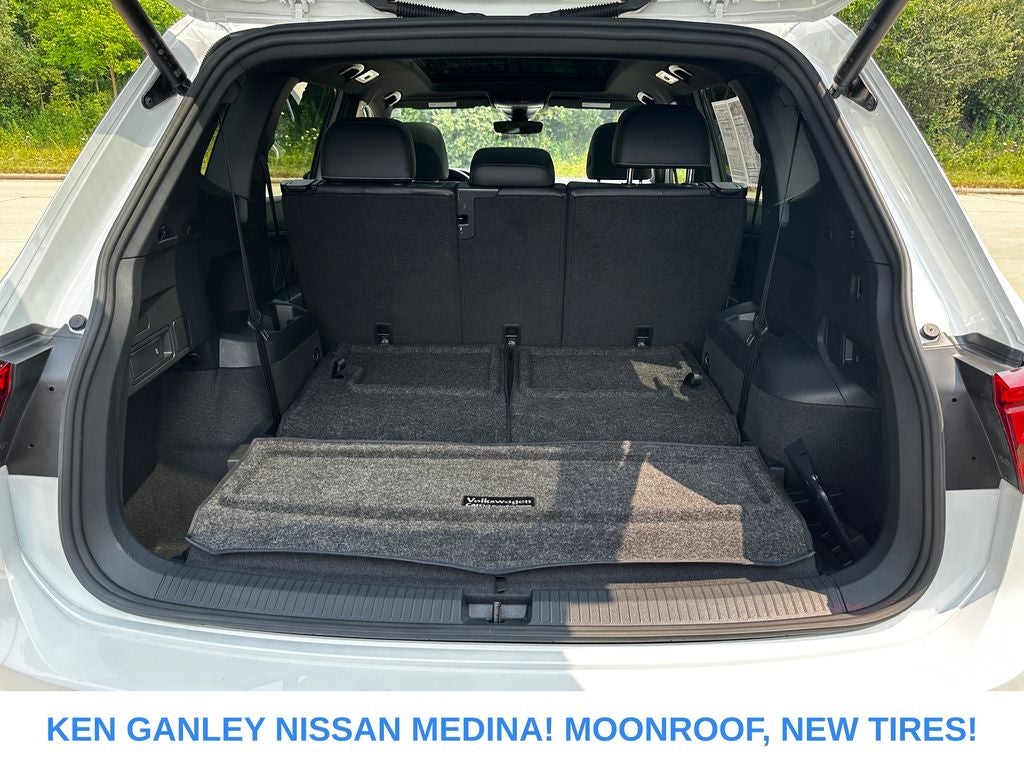 2024 Volkswagen Tiguan 2.0T SE R-Line Black