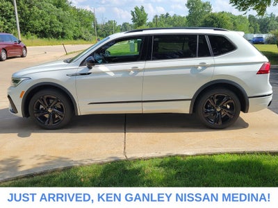2024 Volkswagen Tiguan 2.0T SE R-Line Black