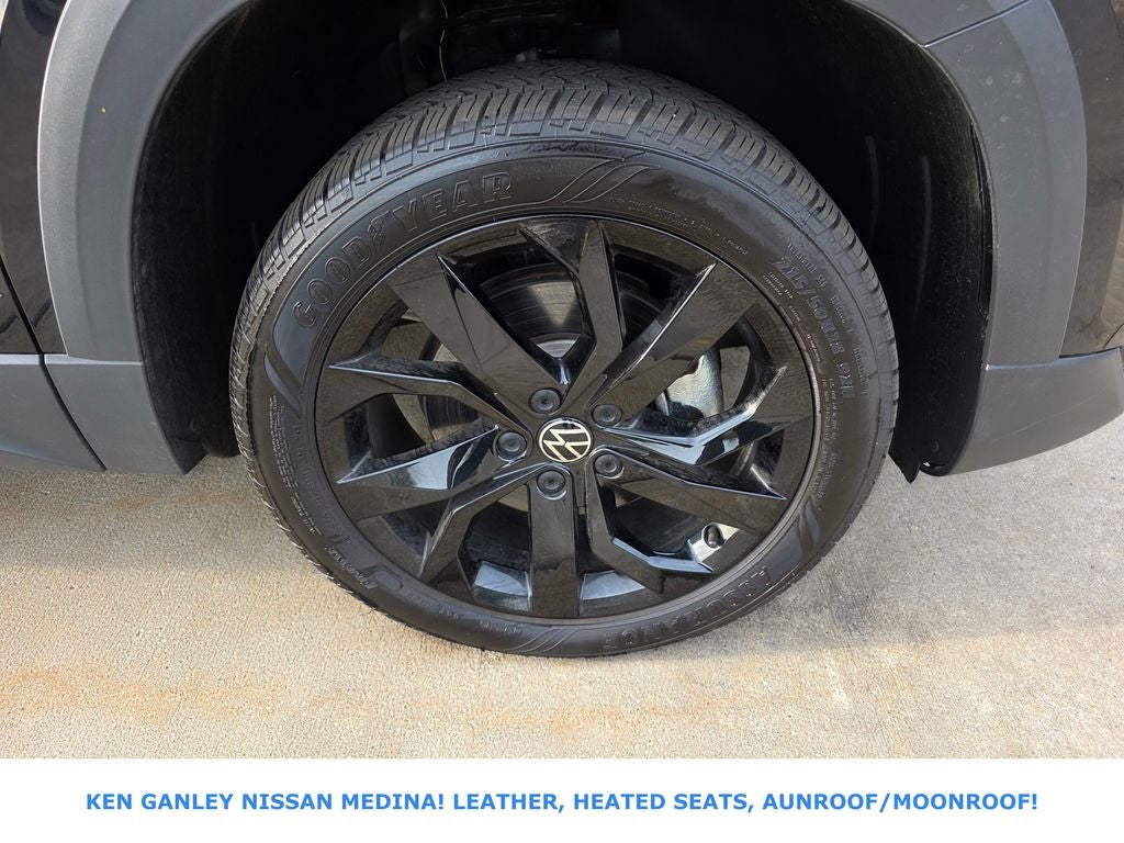 2024 Volkswagen Taos 1.5T SE