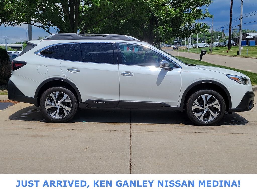 2022 Subaru Outback Touring