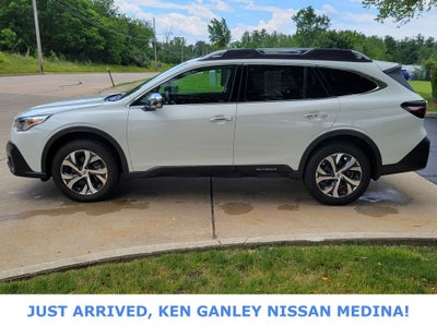 2022 Subaru Outback Touring