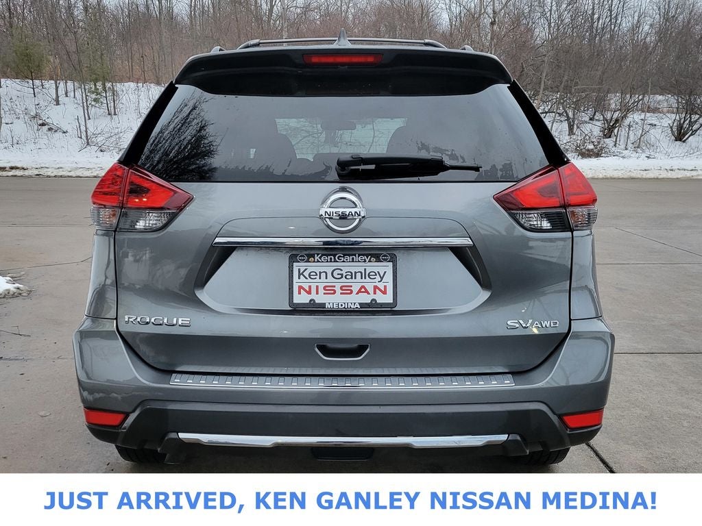 2017 Nissan Rogue SV