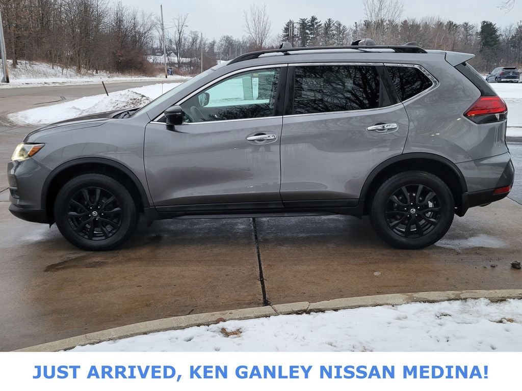 2017 Nissan Rogue SV