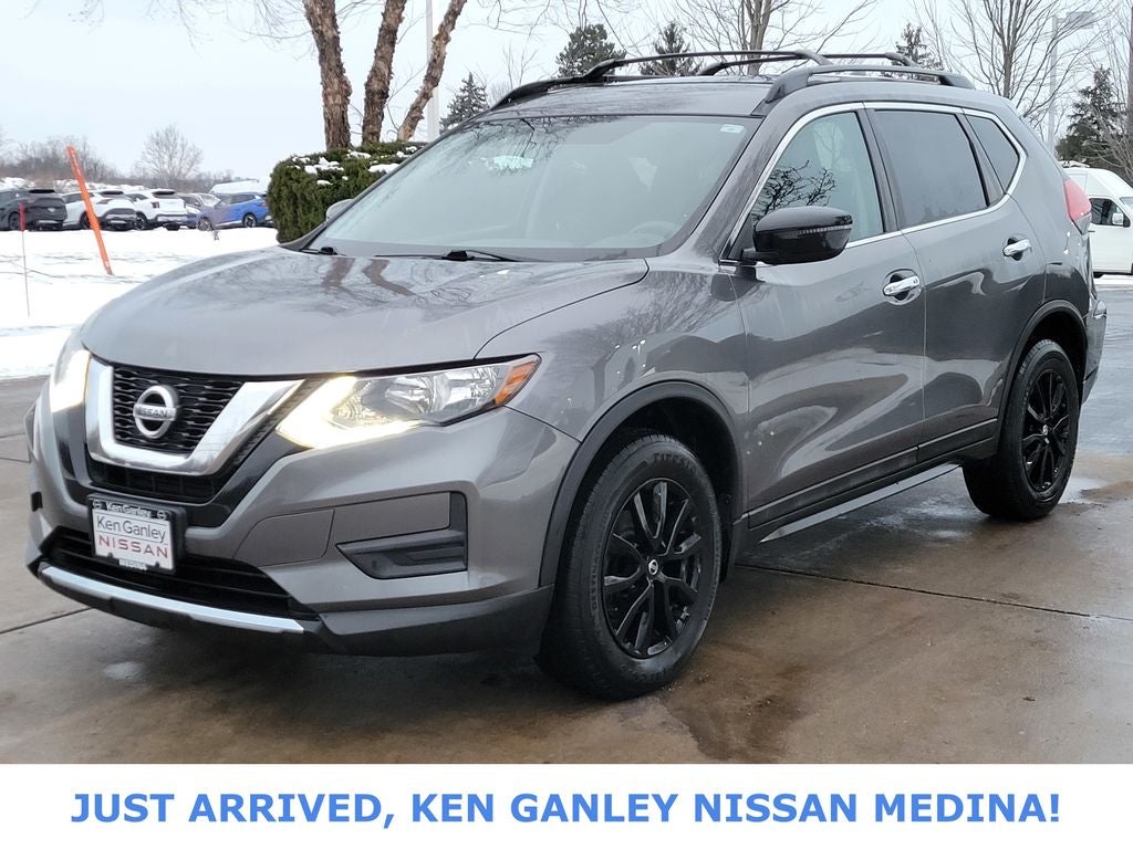 2017 Nissan Rogue SV