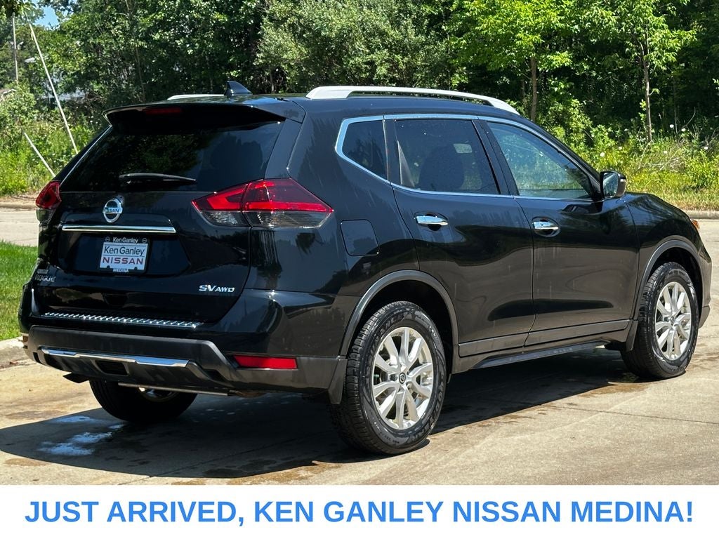 2018 Nissan Rogue SV