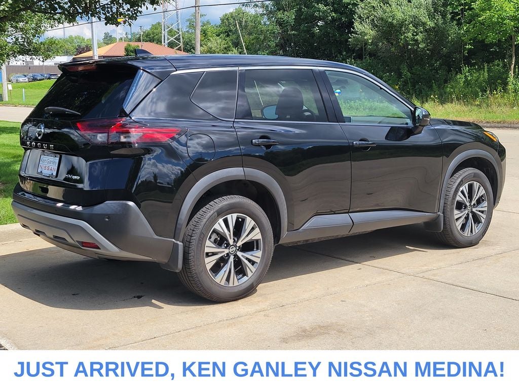 2021 Nissan Rogue SV