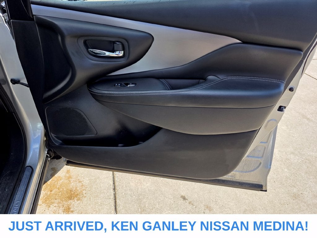 2020 Nissan Murano SL