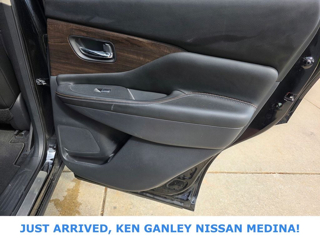 2023 Nissan Murano Platinum