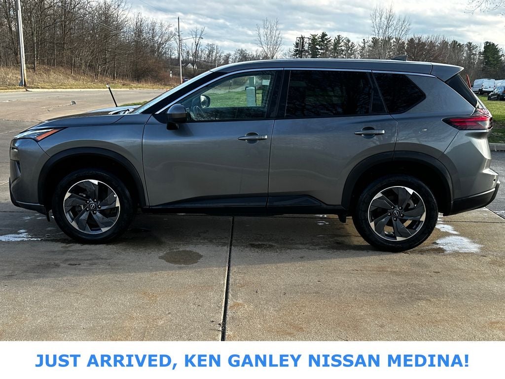 2025 Nissan Rogue SV