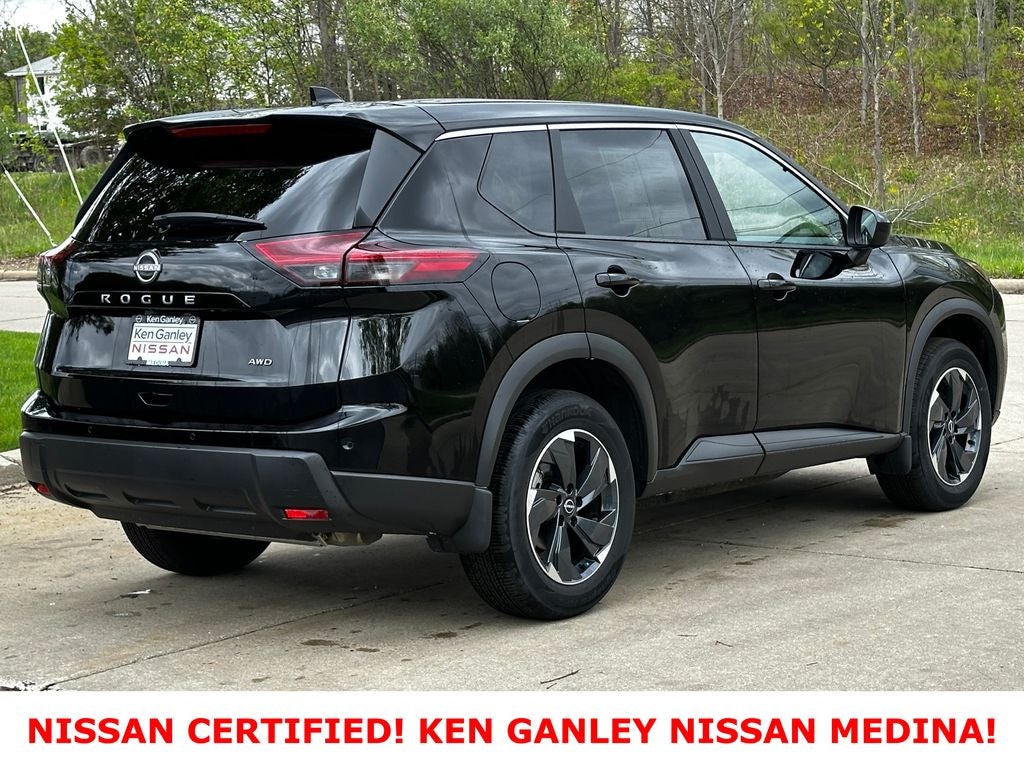 2026 Nissan Rogue SV