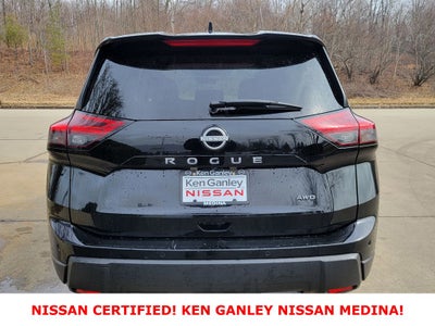 2025 Nissan Rogue SV