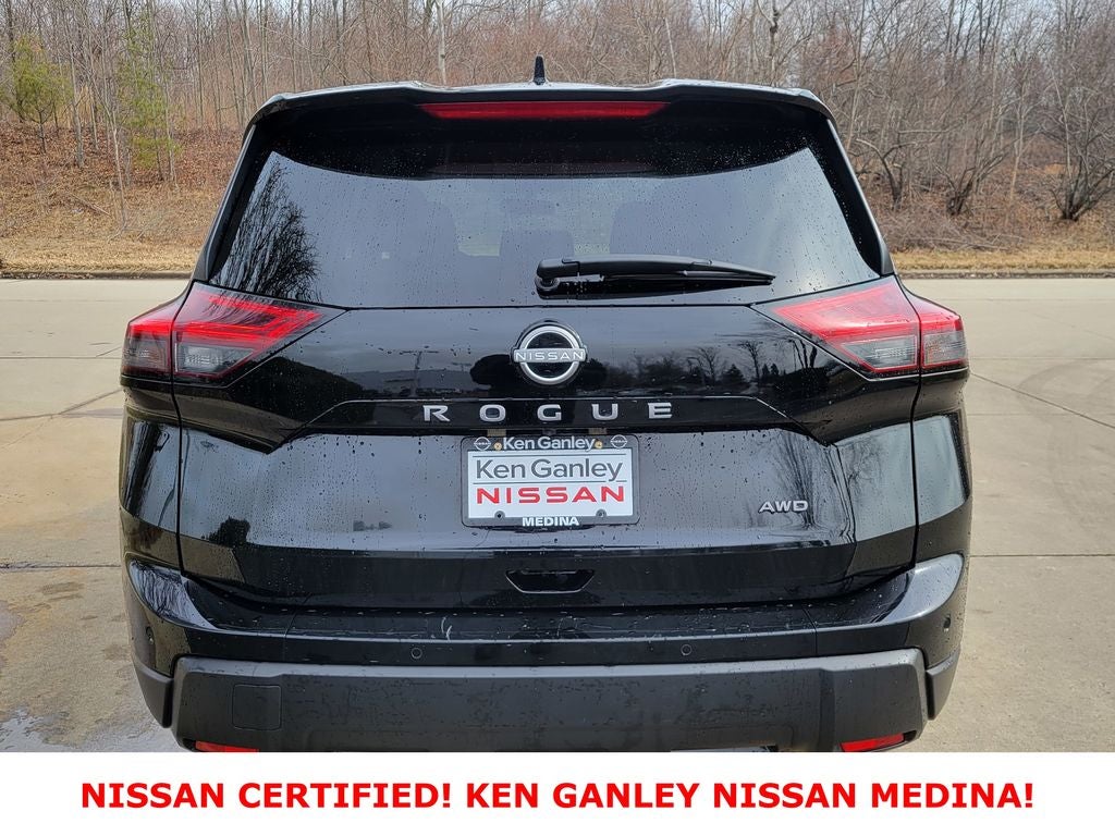 2025 Nissan Rogue SV