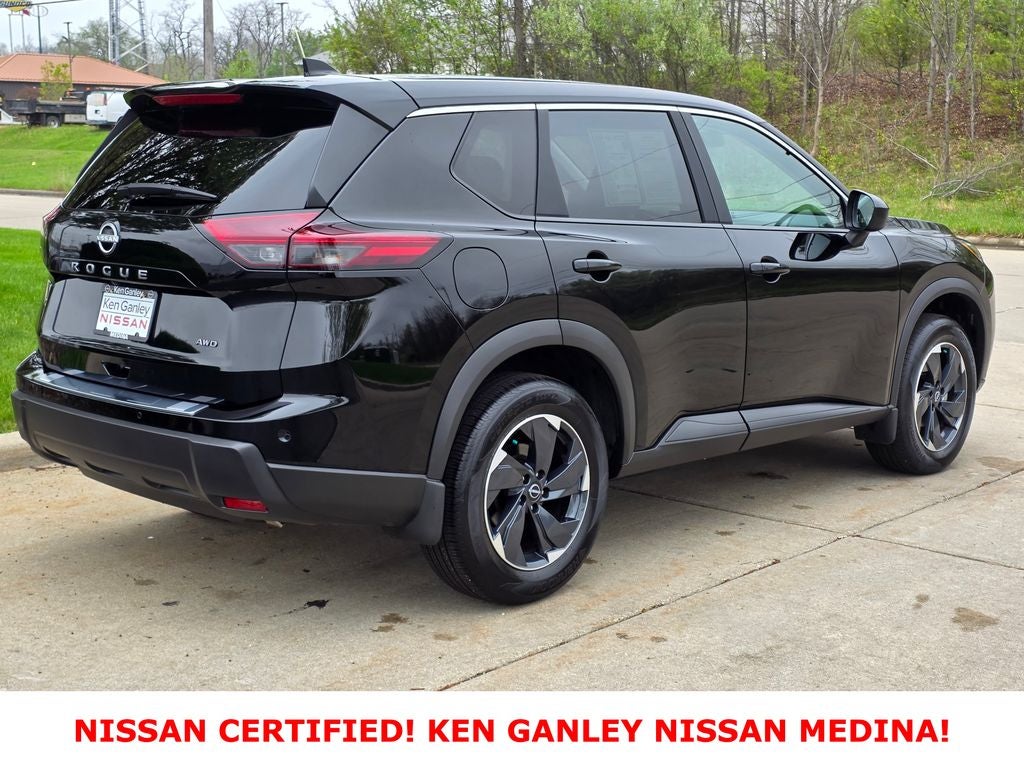 2026 Nissan Rogue SV