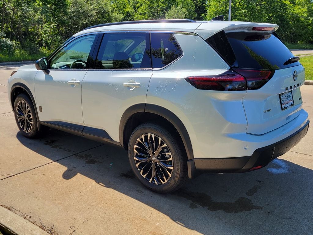 2026 Nissan Rogue Dark Armor™